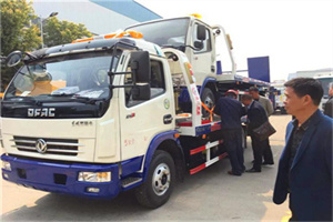 郾城汽车道路救援拖车价格